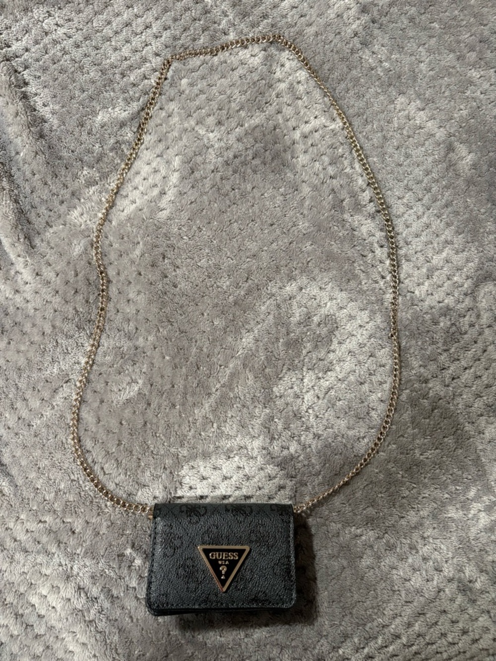 GUESS Black Logo Mini Crossbody Necklace Wallet